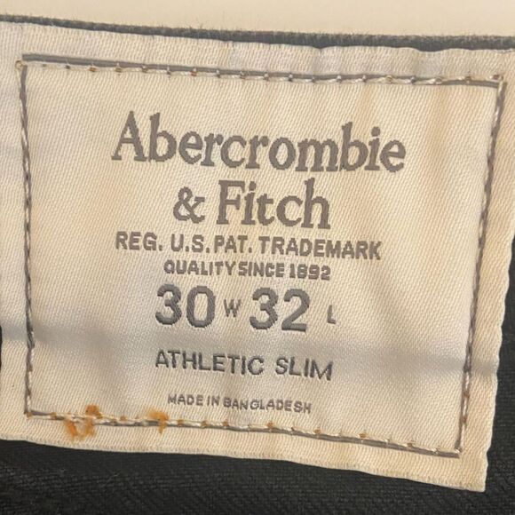 Abercrombie & Fitch - Athletic Slim Jeans - Men's size 30 x 32 Black Wash - Picture 4 of 10